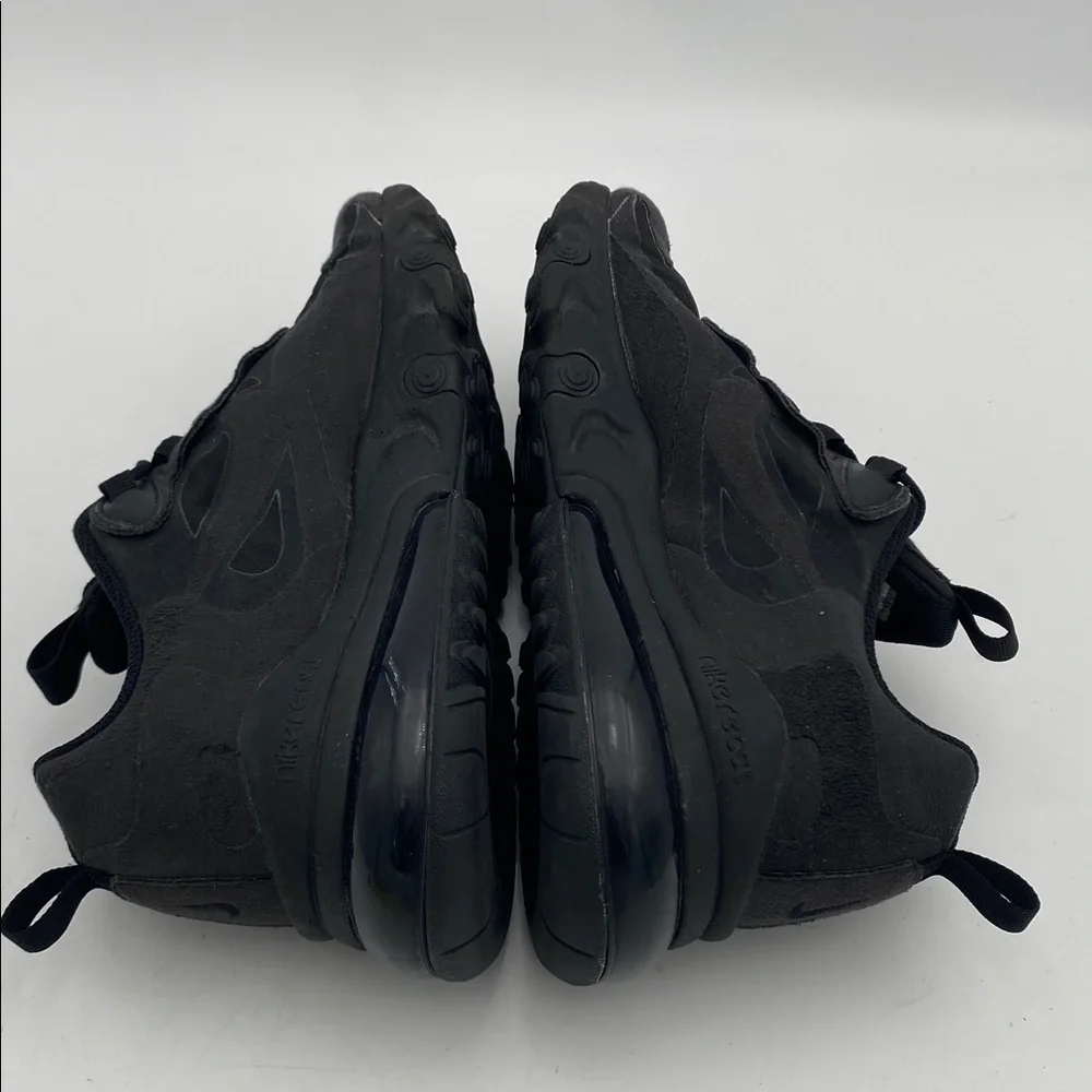 Nike comfortable sneakers